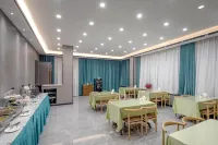 Yunding Sheyue Hostel