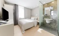 Connected Hotel Guro - balcone