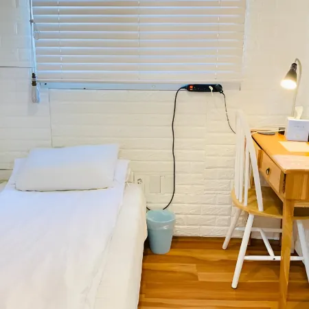 Aroha Guesthouse Seoul Station