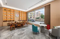 Wenshan Baiman Smart Hotel (Qihua Square Municipal People's Hospital)