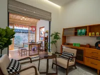 Yunmanli·Show Life Wild Beauty Guesthouse Hotels in Wuyuan