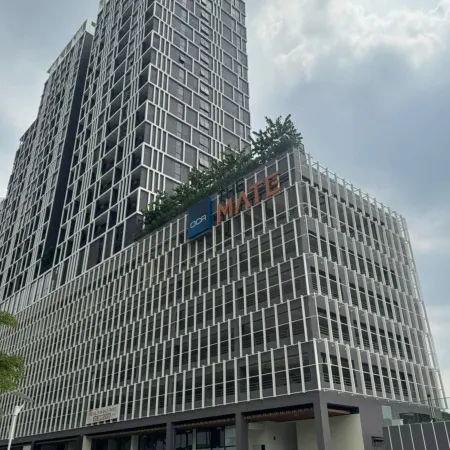 The Mate Damansara by DV Отели рядом с достопримечательностью «Станция MRT Taman Tun Dr Ismail »