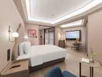 Mercure Shanghai Xuhui Caohejing Hotels near Caohejing