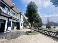 Home by the Lake · Post Inn - 2 stelle
