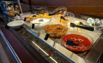 Crystal Inn Hotel & Suites - West Valley City