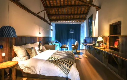 Jiange Golden Homeland Kangyang Homestay - 2-Star