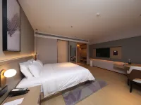 Lavande Hotel (Beijing Songjiazhuang Subway Station Huqin Shopping Center Branch)