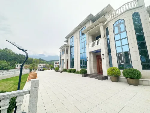 Designer Villa • Jiudu Boutique Stay (Pingxiang Wugongshan Scenic Area Management Committee)