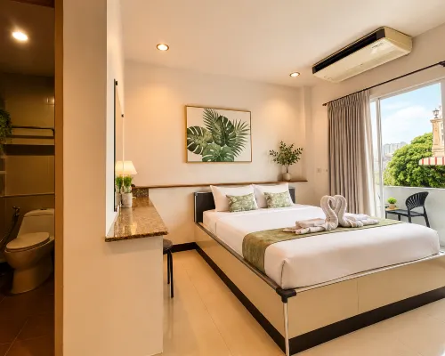 Ree Riverside Hotel Hotels near Thonburi