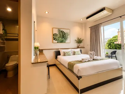 Ree Riverside Hotel Hotels near Thonburi