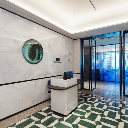 Novotel Dalian Zhongshan Square