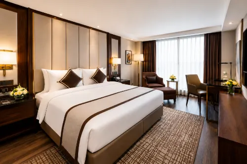 Double Land Hotel