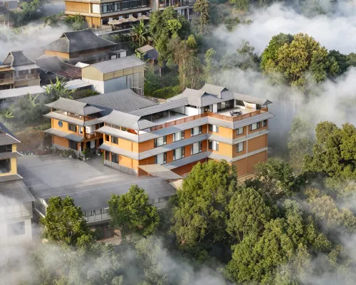 Sea of Clouds at Sun | Leisure and Holiday Courtyard Eksterior Photos