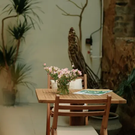 Zizai Courtyard · Persimmon Homestay