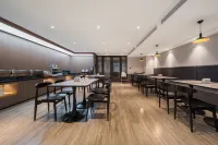 HanTing Hotel (Hunchun Railway Station) - sarapan