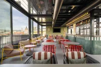 Moxy Budapest Downtown - New