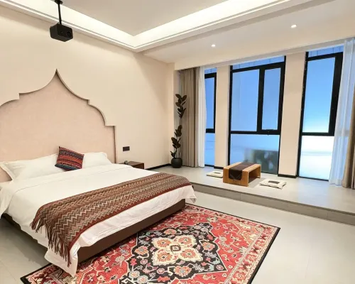 Blossoms on the Desert Homestay (Beijing Bridge, Bole Modern Central City) Hotels in Bole
