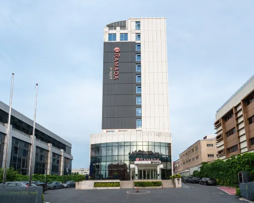 Ramada Encore by Wyndham Istanbul Bayrampasa Hotels near Esenler