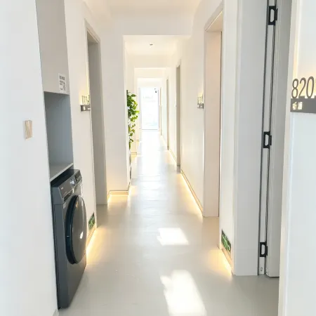 Qijiangyue Boutique Homestay (Yibin Hejiangmen Square Daguan Tower)
