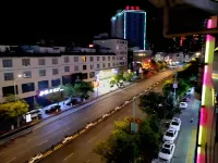 Wenshan Fengchi Apartment (Qihua Square)