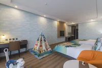 Zhangbei Xingye Lakeside Hotel - parkir