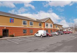 Motel 6 Suites Rochester Greece, NY