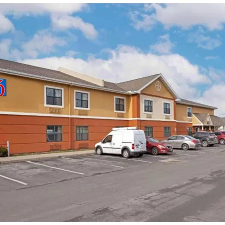 Motel 6 Suites Rochester Greece, NY