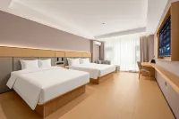 Yuetuo Light Luxury Hotel (Wanda Plaza Fuqing Liqiao Ancient Street) - Wifi