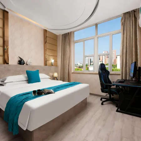 Green Selected Esports Cinema Hotel
