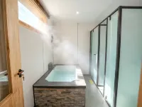 Jiuzhaigou Kunyuan Mountain Residence Homestay - バルコニー