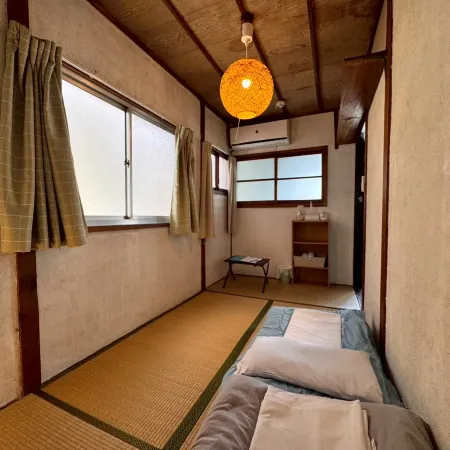 Yadokari House 201