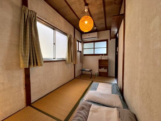 Yadokari House 201