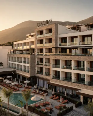 Chaonian Hotel - Beach