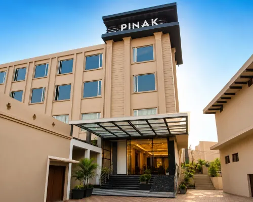 Hotel Pinak Các khách sạn gần Công viên Sarnath