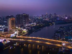 ซัน & มูน, โรงแรมริเวอร์ไซด์