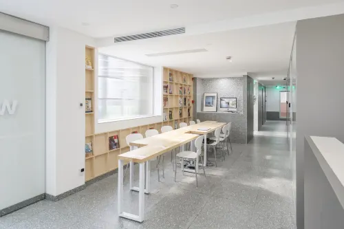 Microflow (Shanghai Xintiandi Branch) - Hostales