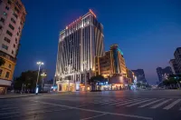 Ruixue International Hotel - parking
