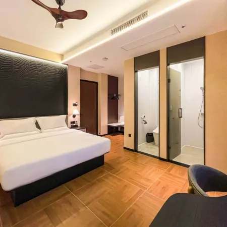 Wangye Sea·View Scenic Apartment (Lingshui Li'an Town)