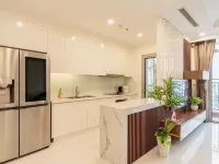Vinhomes Central Park Landmark Living Hotels near Thu Thiem Bridge