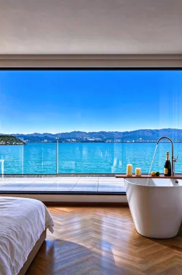 Hailisi · Brumelieu Oceanfront Sunset Mountain & Sea Resort (Dali Erhai Branch) - Bathtub