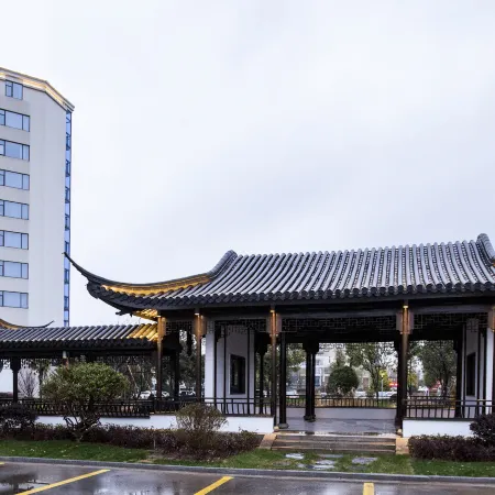 Yangtse River Hotel