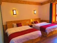 Danba Cosa Xikang Homestay