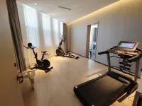 Jinyi Premium Hotel (Haibowan District, Wuhai Lake Leisure Resort Area) - con vista montagne