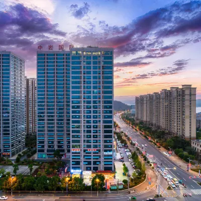 Weilna Hotel (Wuning Xihai Branch) Hotels near Wuning Museum