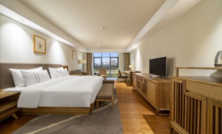 Leader Hotel - Housity