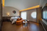 Xunyou · Hidden Luxury Homestay (Dongjianghu Scenic Area Store)