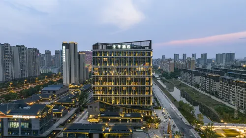 JI Hotel (Fuyang Wuyue Guangchang)