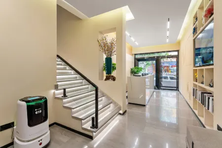 INITIAL · Li She Hotel Nanjing Xinjiekou