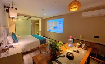 Baoli Shijia Boutique Hotel (Luohe Xushe Middle School Shop)