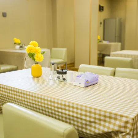 Homeinn Pebble Hotel (Jieshou Renmin Road)
